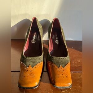 Vintage Luisa Mesquida Oxford pump